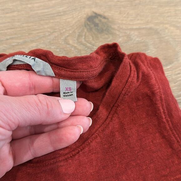 ATHLETA‎ Russet Rose Twist Knot Zephyr Linen Sleeveless Active Tank Top Size XS - Picture 8 of 9